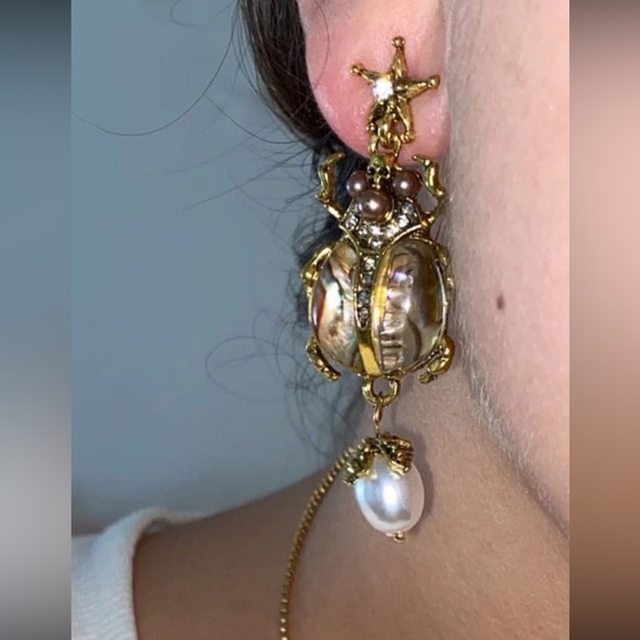 Unique👑✨Regal Royal Beetle Antique Gold Abalone Bedazzled Pearl Drop Ear… - Picture 5 of 11